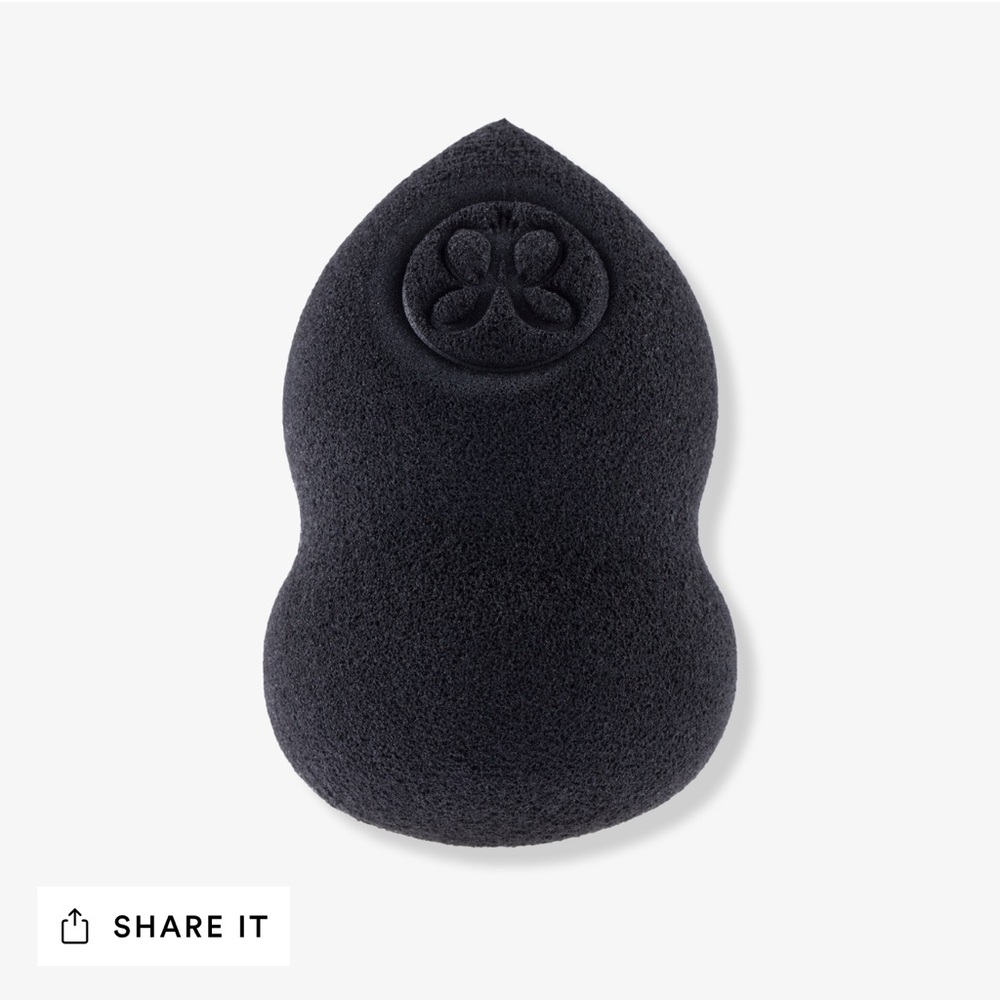 🆕 Anastasia Beverly Hills Makeup Sponge - Black